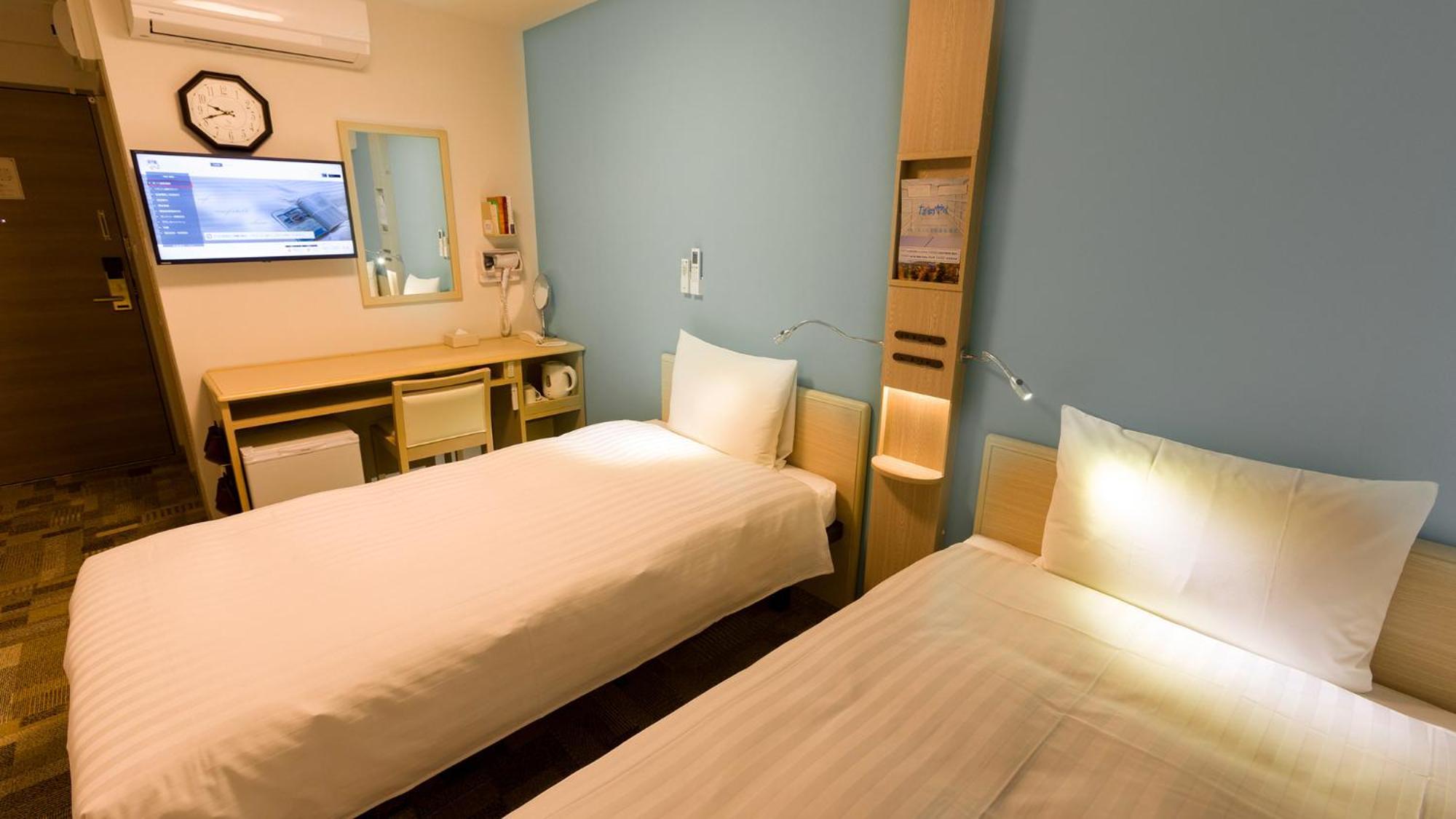 Toyoko Inn Kyoto Shijo-Omiya Room photo