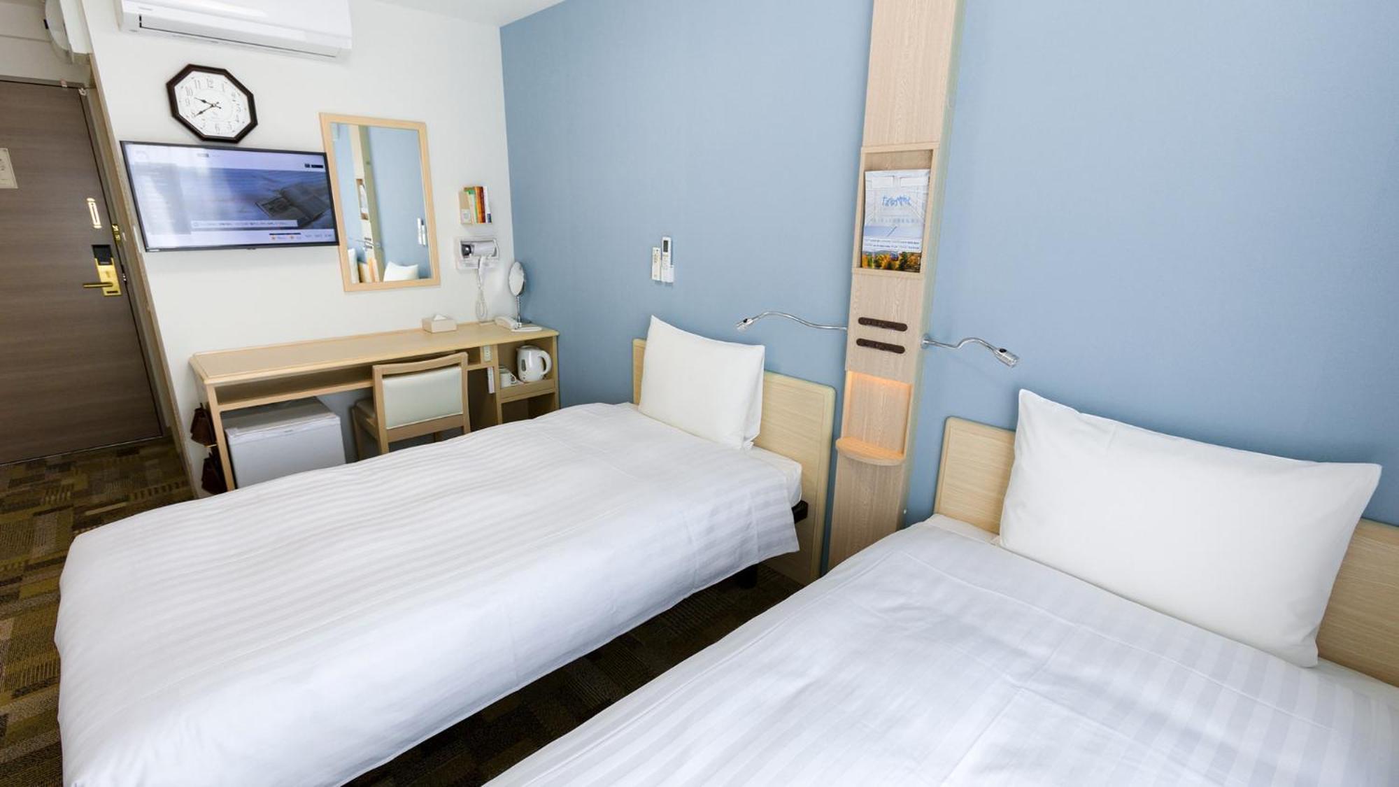 Toyoko Inn Kyoto Shijo-Omiya Room photo